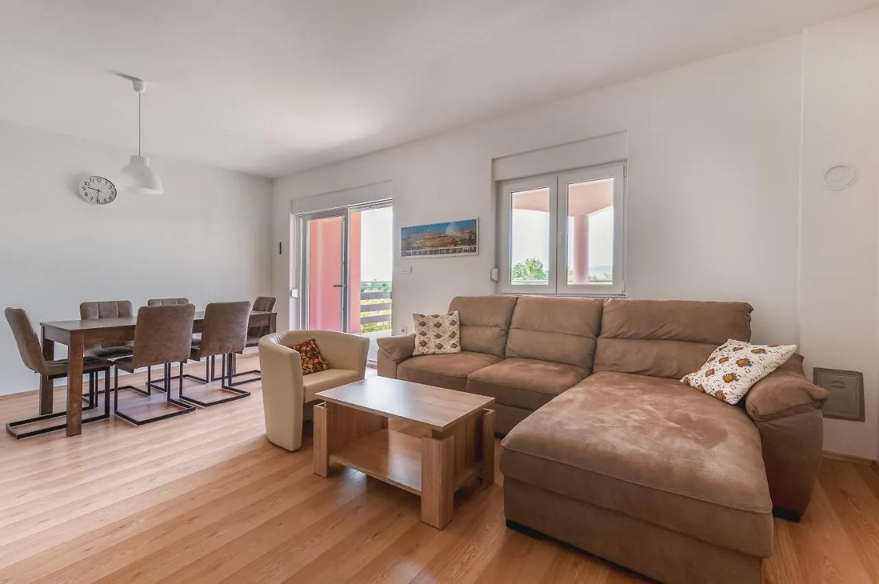 Family Apartment Paklenica Seline Croatia