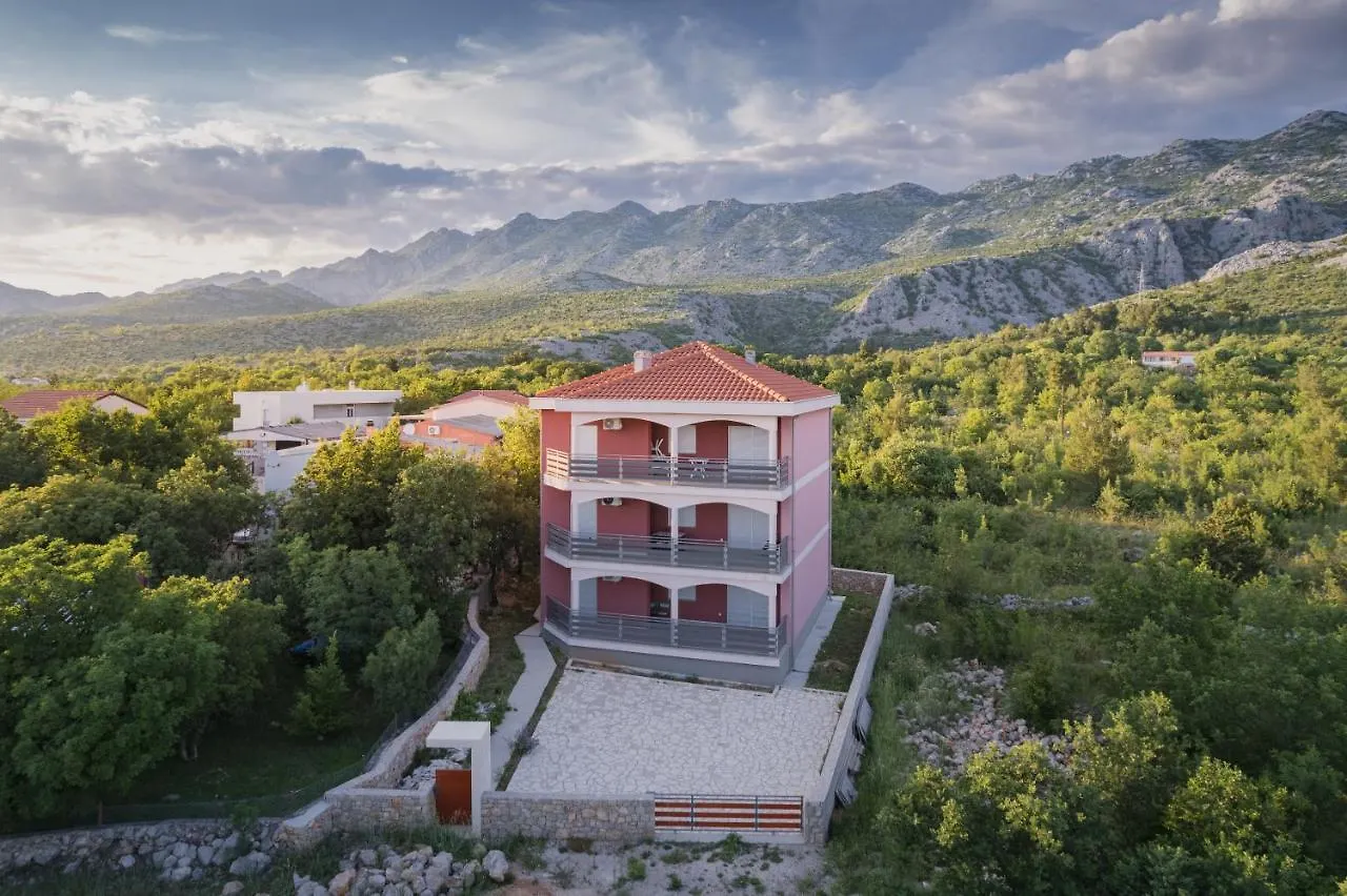 Family Apartment Paklenica Seline