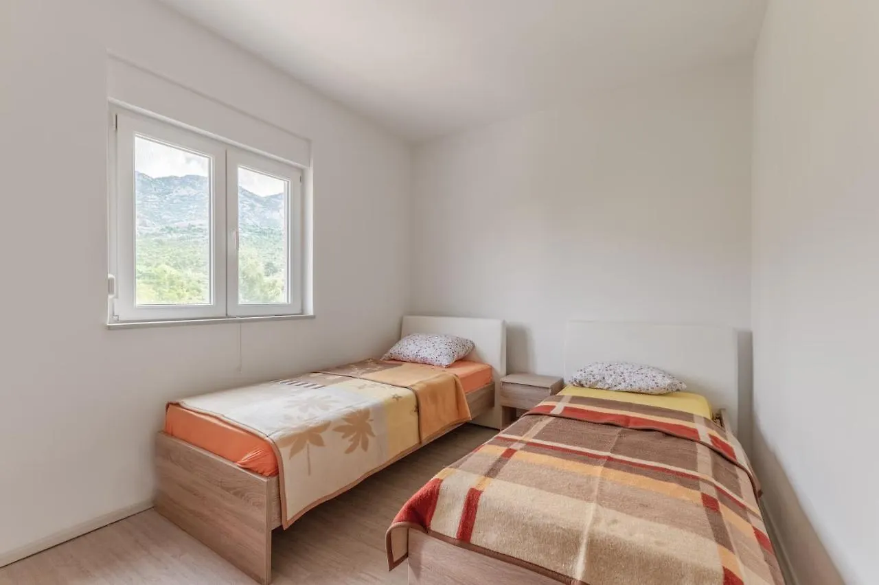Family Apartment Paklenica Seline Croatia