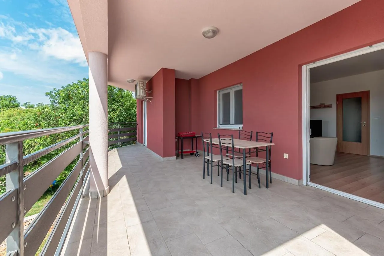 Family Apartment Paklenica Seline