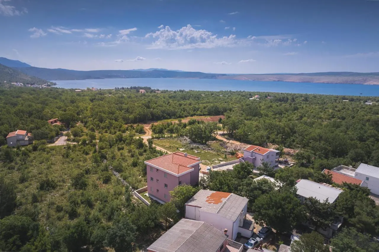 Family Apartment Paklenica Seline